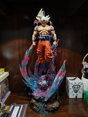 Dragon Ball Z Goku Ultra Instinct 53 Cm with 3 Detachable Heads